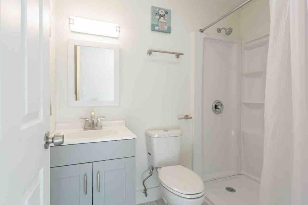 רוצ'סטר Studio W/ King Bed Near Dwtn מראה חיצוני תמונה